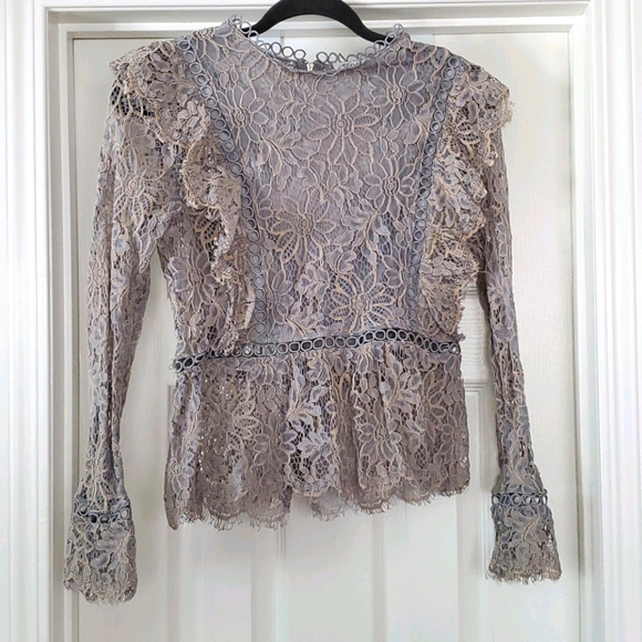 Storia Tops - Lace blouse